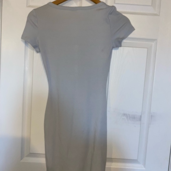 Perfect condition Aritzia Mini Dress size xsmall - Picture 2 of 3